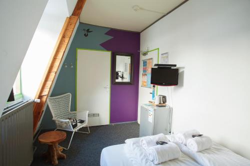 Double Room Ensuite image 5