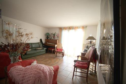 B&B Le clos des vignes Saint Raphael - Tap to explore photos