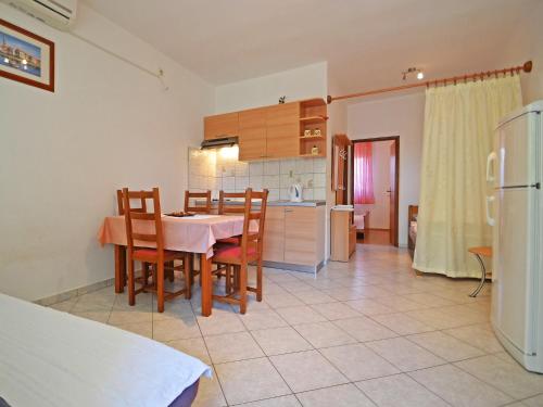  Apartment PeÅ¡ut.2 in Anić