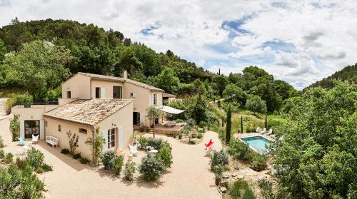 MAS DE LA BAUME - Accommodation - Lafare