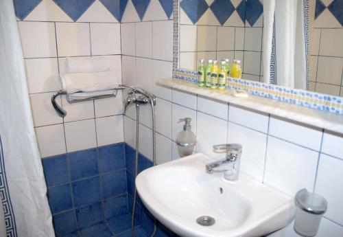 Aria Hotel Samos Town - image 10