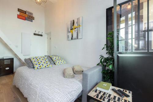 ANGLE DROIT- LOFT CHARMANT ET ATYPIQUE, CLIMATISATION, Vieux-Nice, Nice (fotografie 4)