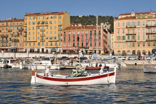 ANGLE DROIT- LOFT CHARMANT ET ATYPIQUE CLIMATISATION Vieux-Nice - image 14