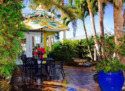Sea Turtle Inn 5