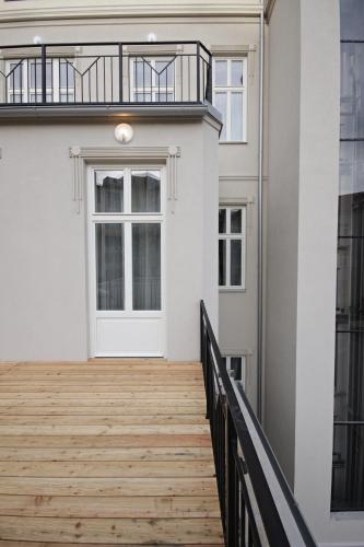 Elizabeth Suites - image 5