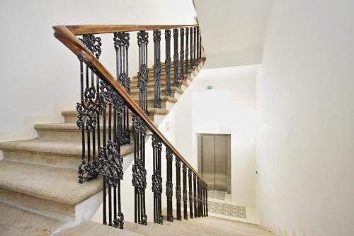 Elizabeth Suites - image 10