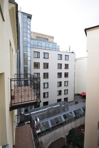 Alveo Suites - image 10