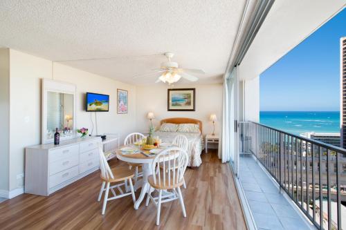 Ocean View Studio, Near Waikiki Beach