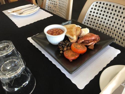 อาหารและเครื่องดื่ม, Carnarvon Gateway Motel in คาร์นาร์วอน