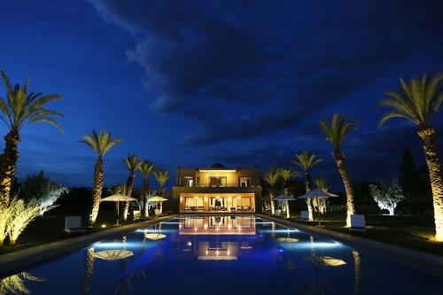 Adnaa - Modern Villa with 2 pools, sauna, hammam, tennis court & home cinema - Accommodation - Douar Caïd Layadi