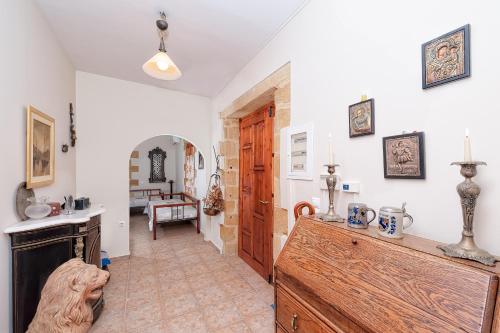 Facilities, Villa Leonton with a private pool in Mithimna