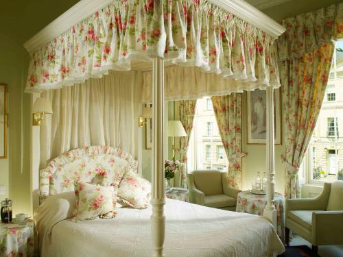 The Windsor Townhouse Air conditioned rooms, Bath (photo 10)