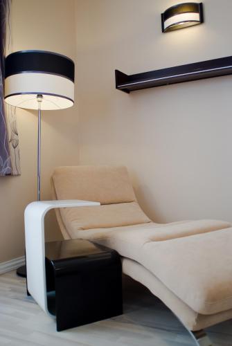 Soleil Apartman Szeged - image 3
