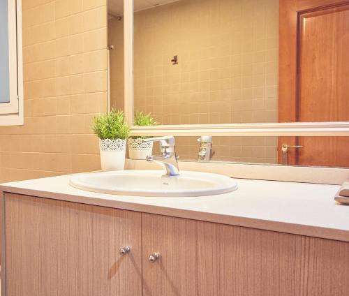 Alcam Plaza Cataluña - image 2