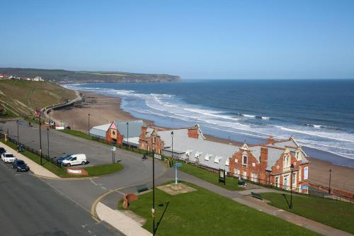 Riviera Guesthouse - image 2