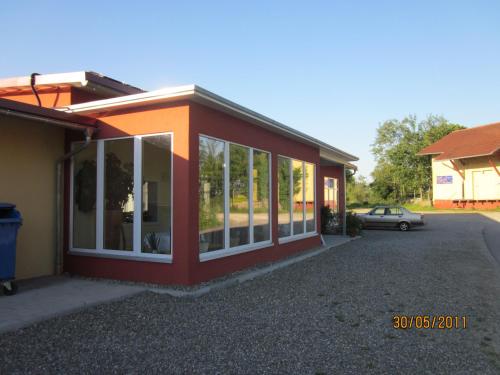 Hotel Zug um Zug in Schemmerhofen