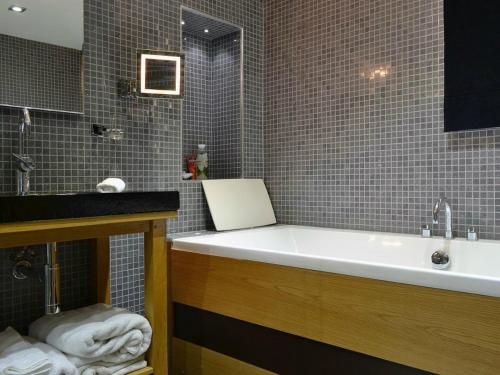 Vannas istaba, Saddleback Penthouse in Calthwaite