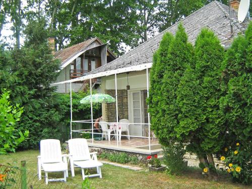  Holiday Home Balaton H2042 in Balatonsomos