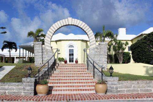 Lobby, Willowbank Resort in Southampton