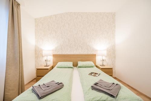 The Lion's Loft Apartment - 4BR & 3BA - Terrace - AC, Budapešť (fotografie 2)