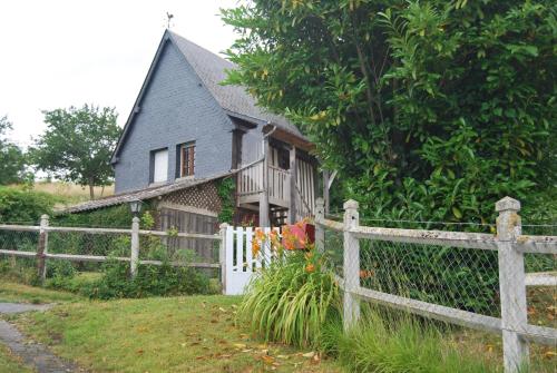 Gite De Campagne cottage Lessard-et-le-Chêne