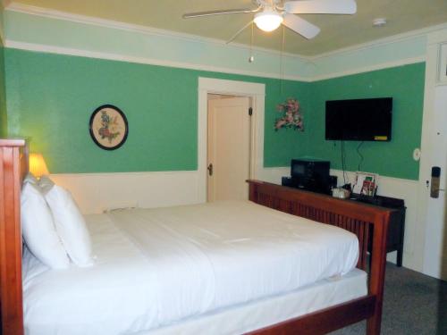 Americas Best Value Inn Royal Carriage