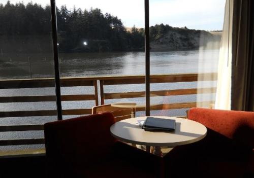 River House Inn - image 2