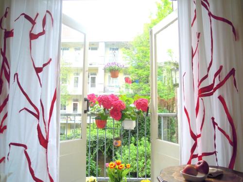 Double Room image 9