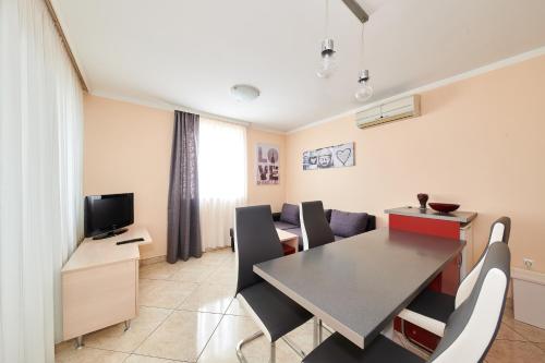  Apartment Vita Moela 23 & 24 in Umag