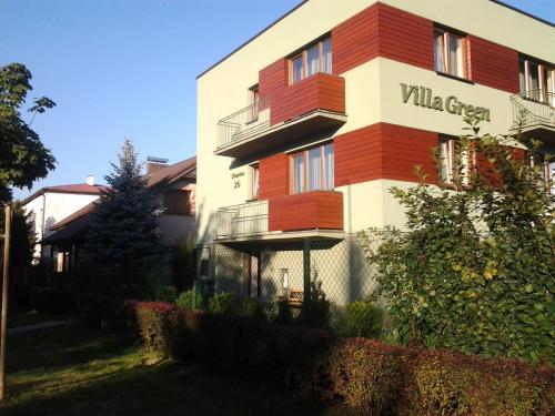 . Villa Green