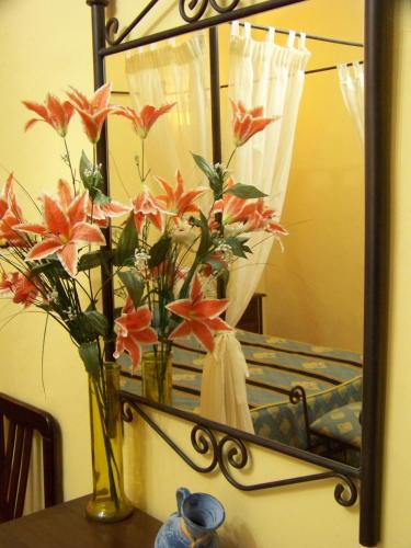 Hostal Restaurante El Lirio - image 6
