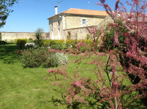 A Fleur des Champs chambre d'hôte Genouillé