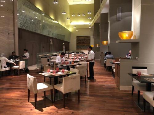 Address Dubai Mall Fashion Avenue 1 bedroom 23 floor, Dubai (foto 8)
