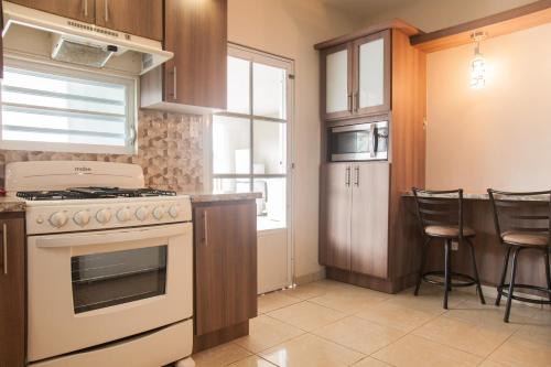 Casa vacacional en Arenales Isabela - main image