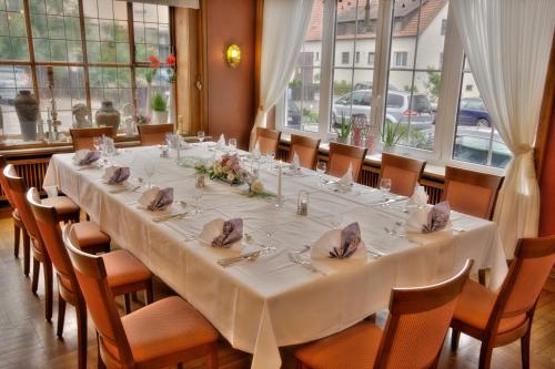 ห้องอาหาร, Landgasthof Hirsch in เรมชาลเดิน