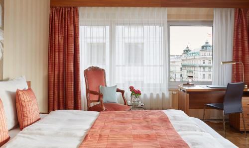 Living Hotel an der Oper - image 2