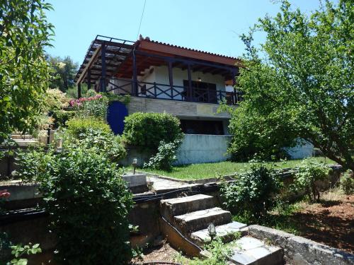  Cottage with wonderful seaview in 19015 Khalkoútsion