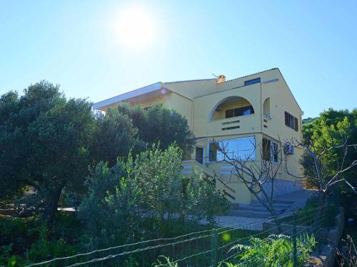  Apartment Mirela.2 in Preko