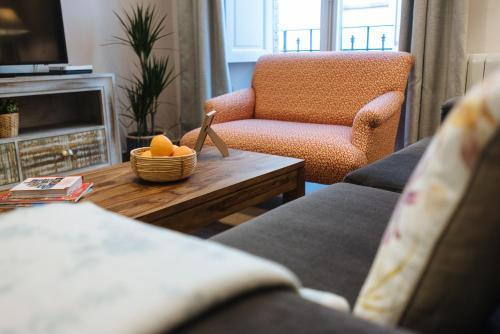 Hostly Aponte exclusive apartment-Center-Fibre-Parking Optional-CLess, Sevilla (Foto 9)