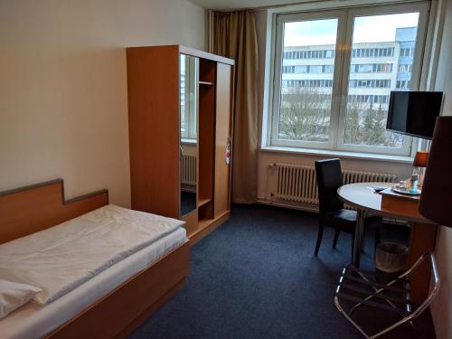 Hotel Sedes - image 14