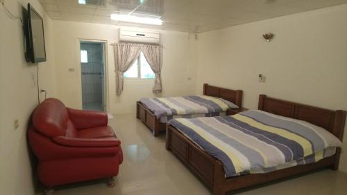 2 double beds