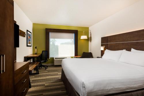 Holiday Inn Express Hotel & Suites Bartow, an IHG Hotel