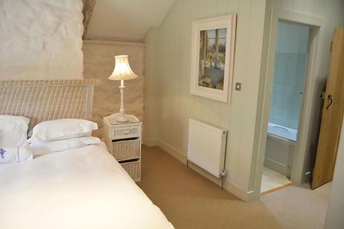 Bonython Farmhouse - image 7