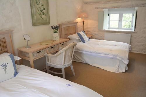 Bonython Farmhouse - image 5