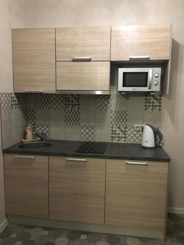 Lee Apartments - image 6