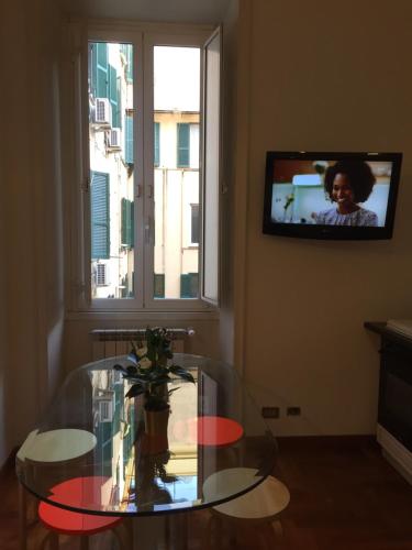 ローマ Varese Guest House 3つ星 ホテル レストラン