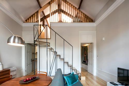Visconde Mezzanine, Porto