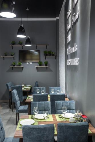 MAXX inn – Astana, MA