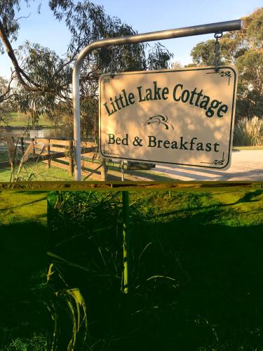 Little Lake Cottage Nyora