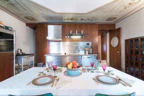 Casa Flavia ai Morosini - Luxury apartment with Canal View, Benátky (fotografie 10)